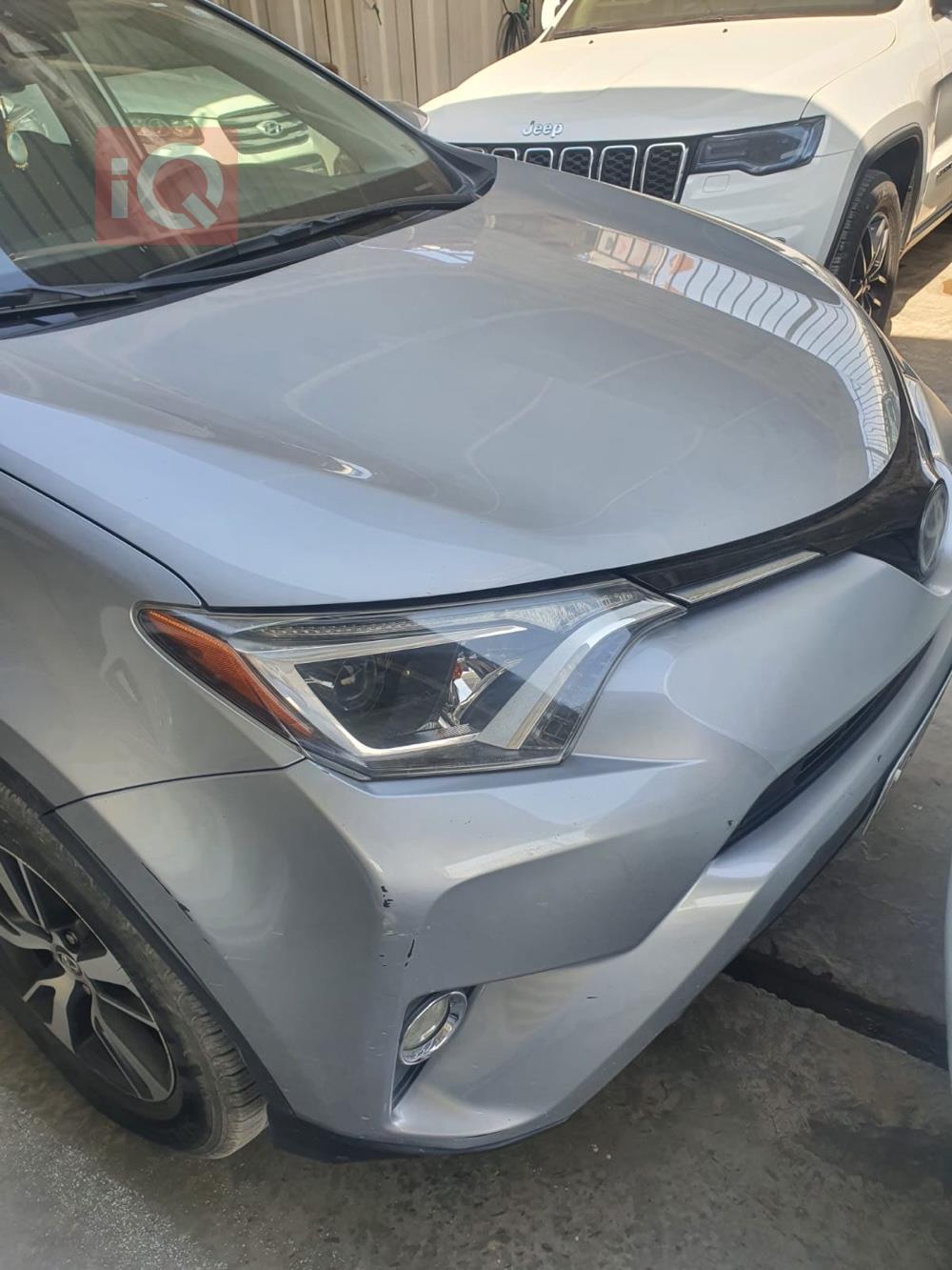 تۆیۆتا ڕاڤ 4